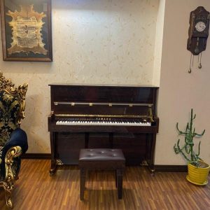 پیانو طرح آگوستیک yamaha up95