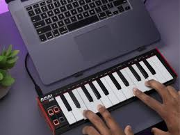 پد کنترلر AKAI Professional LPD8 MK2